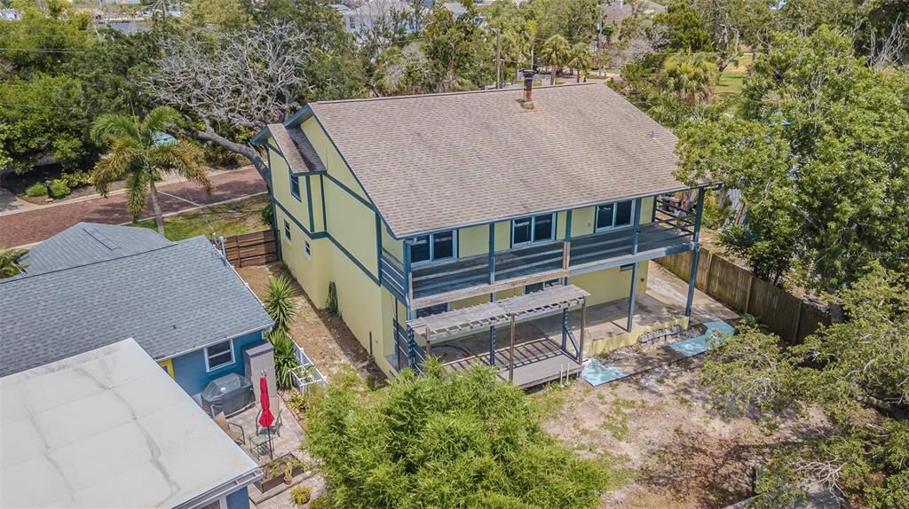 合同活跃: $850,000 (4 贝兹, 3 浴室, 2580 平方英尺)