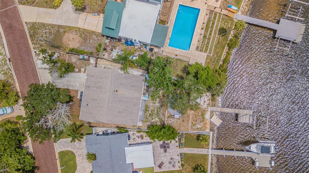 合同活跃: $850,000 (4 贝兹, 3 浴室, 2580 平方英尺)