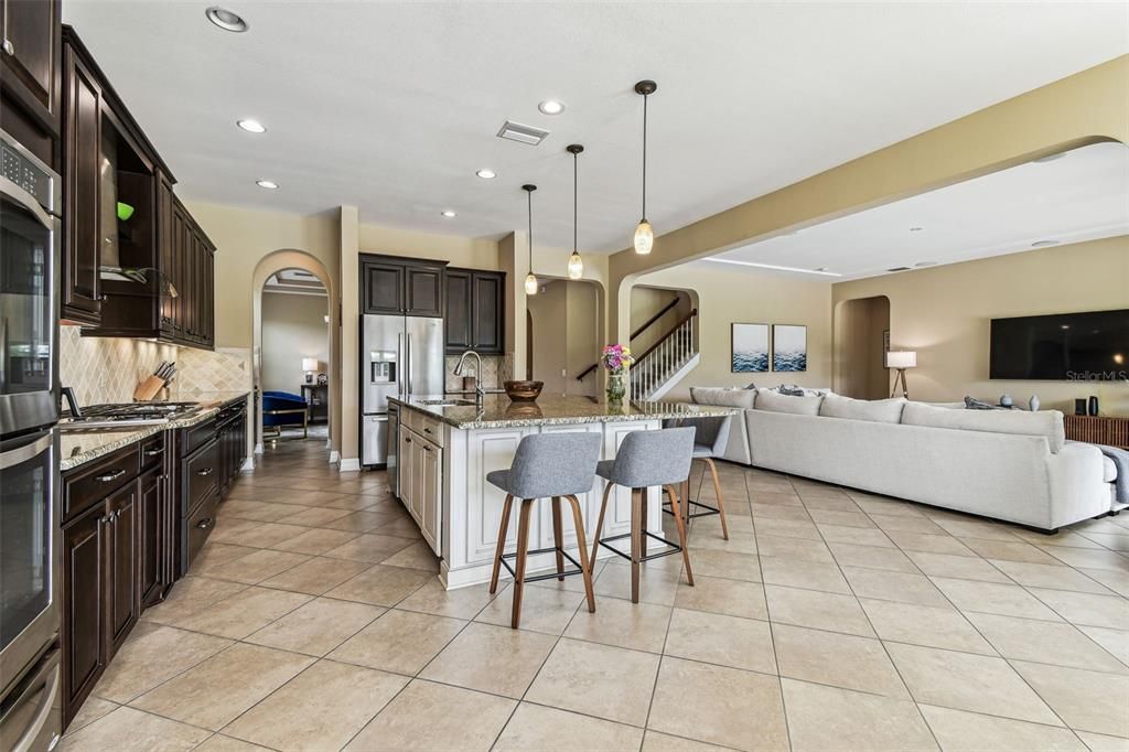 For Sale: $1,255,000 (5 beds, 3 baths, 4506 Square Feet)