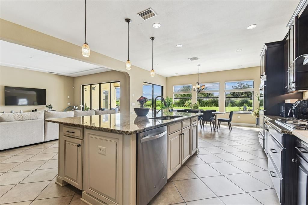 For Sale: $1,255,000 (5 beds, 3 baths, 4506 Square Feet)