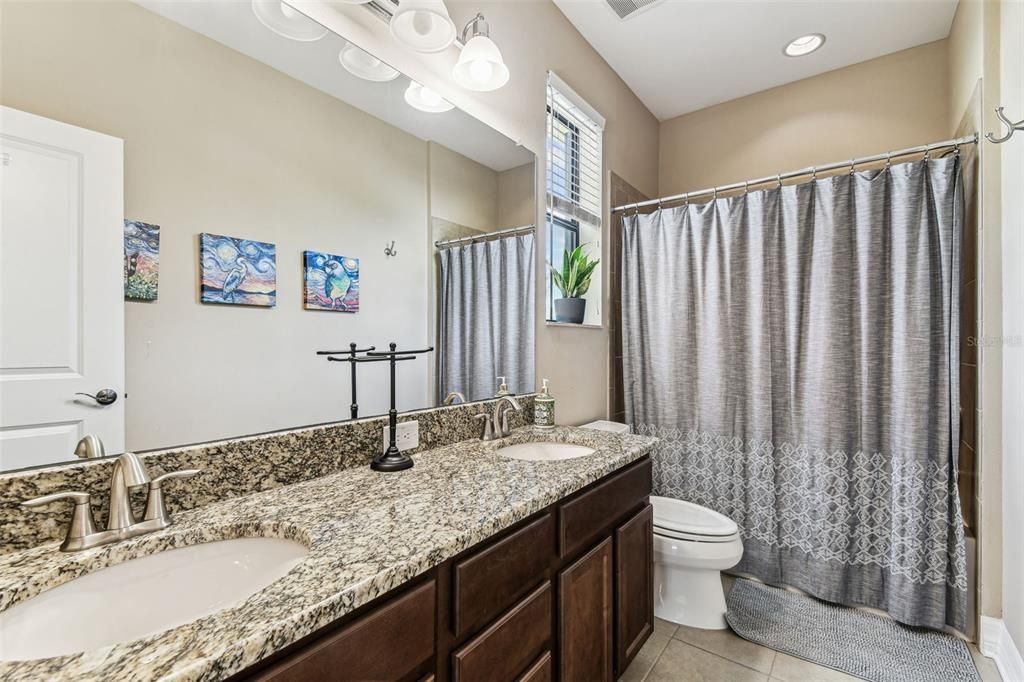 For Sale: $1,255,000 (5 beds, 3 baths, 4506 Square Feet)