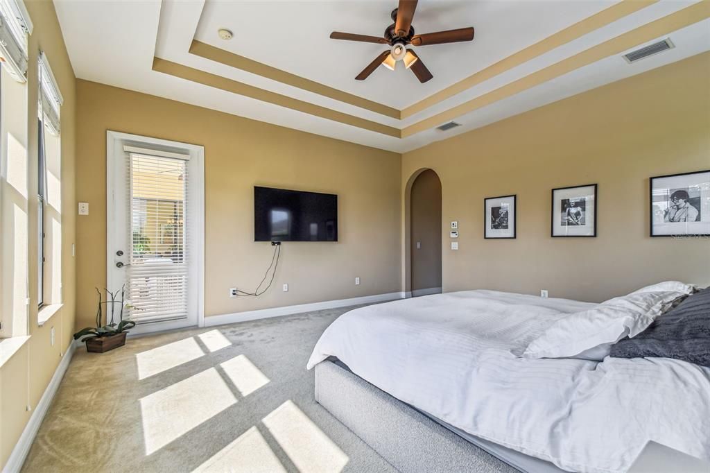 For Sale: $1,255,000 (5 beds, 3 baths, 4506 Square Feet)