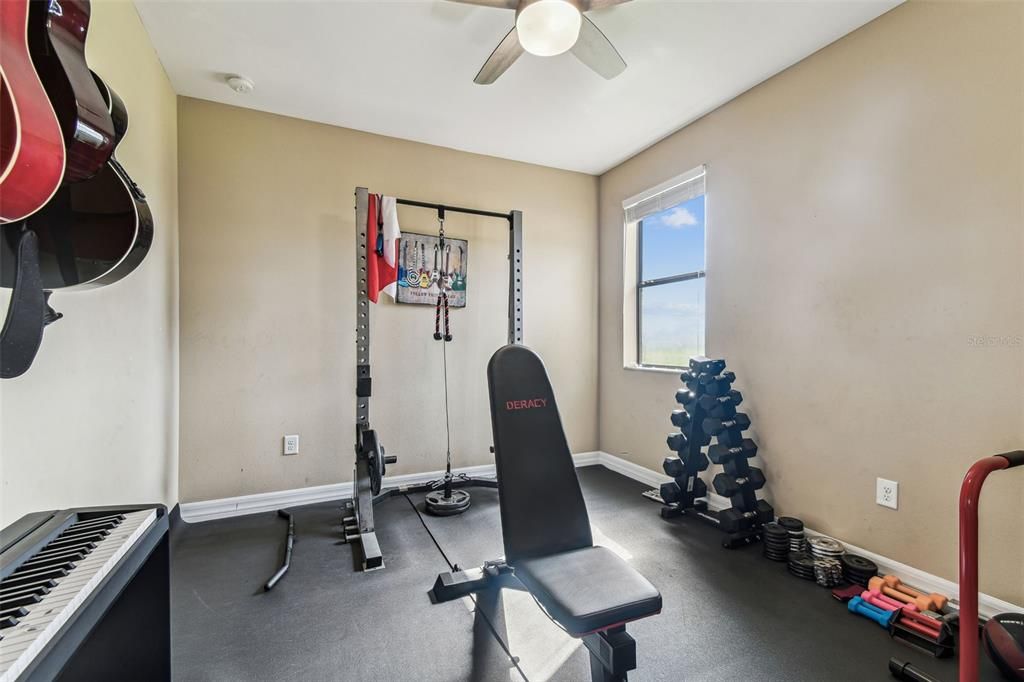 For Sale: $1,255,000 (5 beds, 3 baths, 4506 Square Feet)