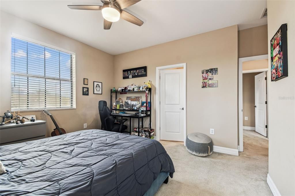 For Sale: $1,255,000 (5 beds, 3 baths, 4506 Square Feet)