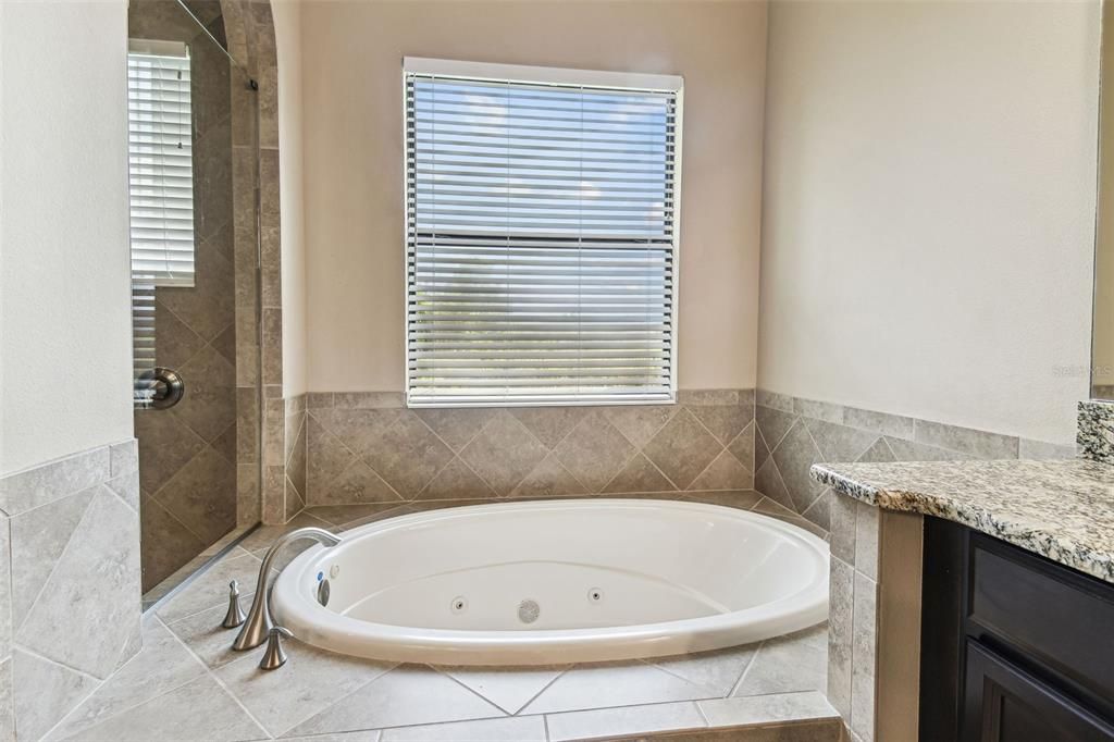 For Sale: $1,255,000 (5 beds, 3 baths, 4506 Square Feet)