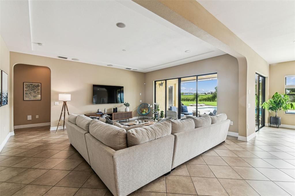 For Sale: $1,255,000 (5 beds, 3 baths, 4506 Square Feet)