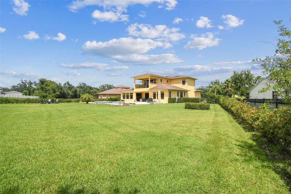 For Sale: $1,255,000 (5 beds, 3 baths, 4506 Square Feet)