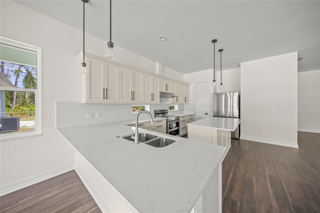 For Sale: $7,999,000 (3 beds, 3 baths, 2368 Square Feet)