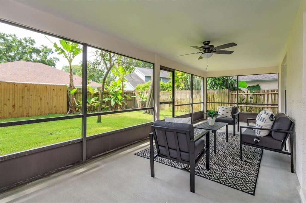 Activo con contrato: $429,000 (4 camas, 3 baños, 2023 Pies cuadrados)