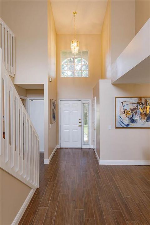 Activo con contrato: $429,000 (4 camas, 3 baños, 2023 Pies cuadrados)