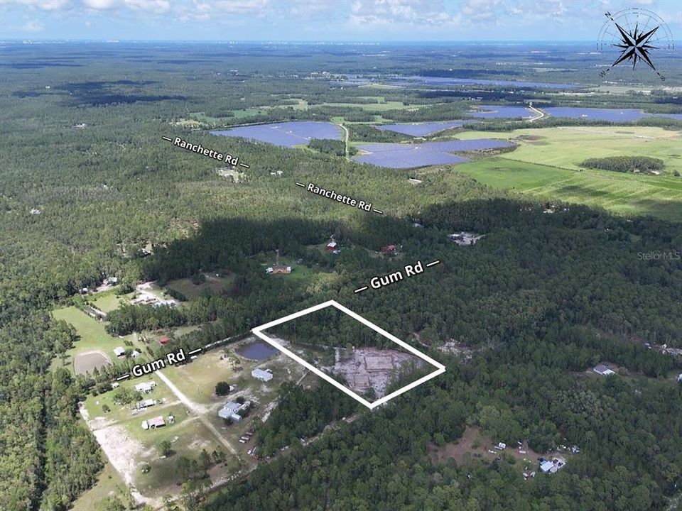 En Venta: $215,000 (5.00 acres)