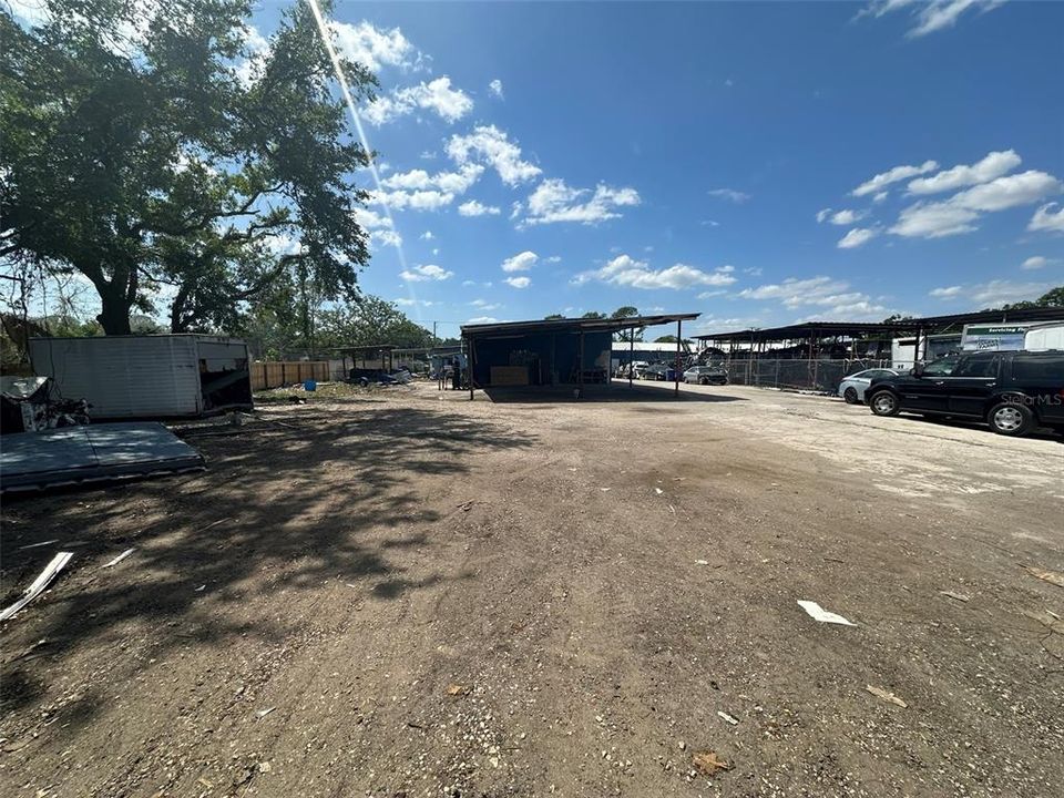 For Sale: $6,900,000 (5.27 acres)