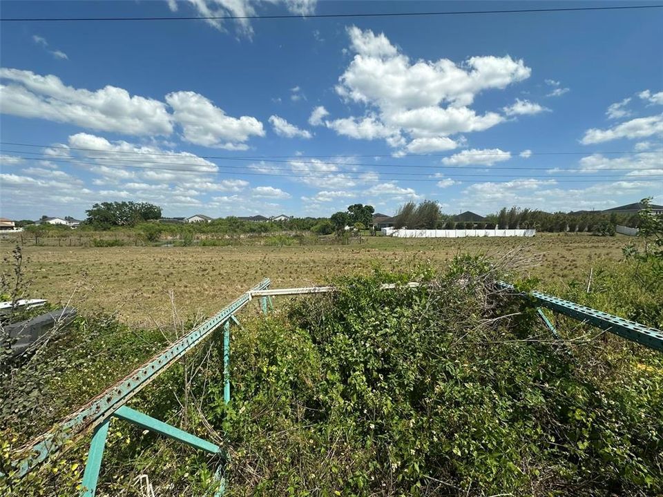 For Sale: $6,900,000 (5.27 acres)