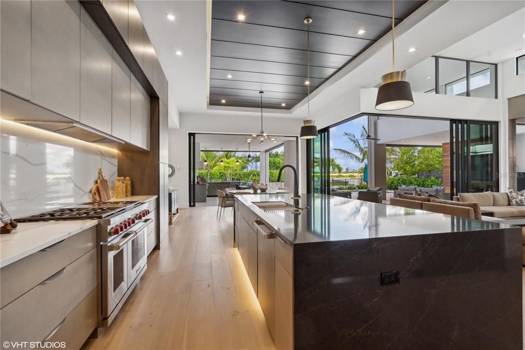 待售: $4,975,000 (3 贝兹, 4 浴室, 4410 平方英尺)