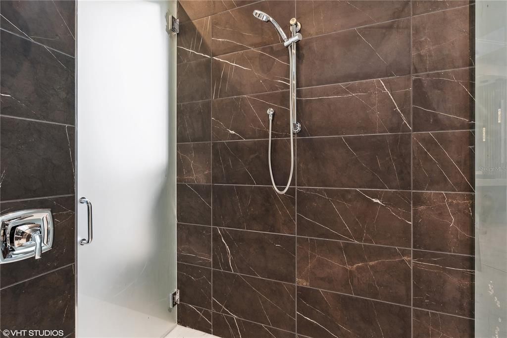 待售: $4,975,000 (3 贝兹, 4 浴室, 4410 平方英尺)