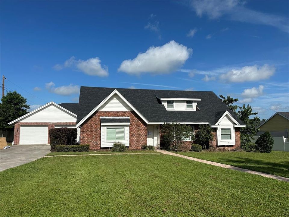 Vendido Recientemente: $639,500 (4 camas, 3 baños, 2645 Pies cuadrados)