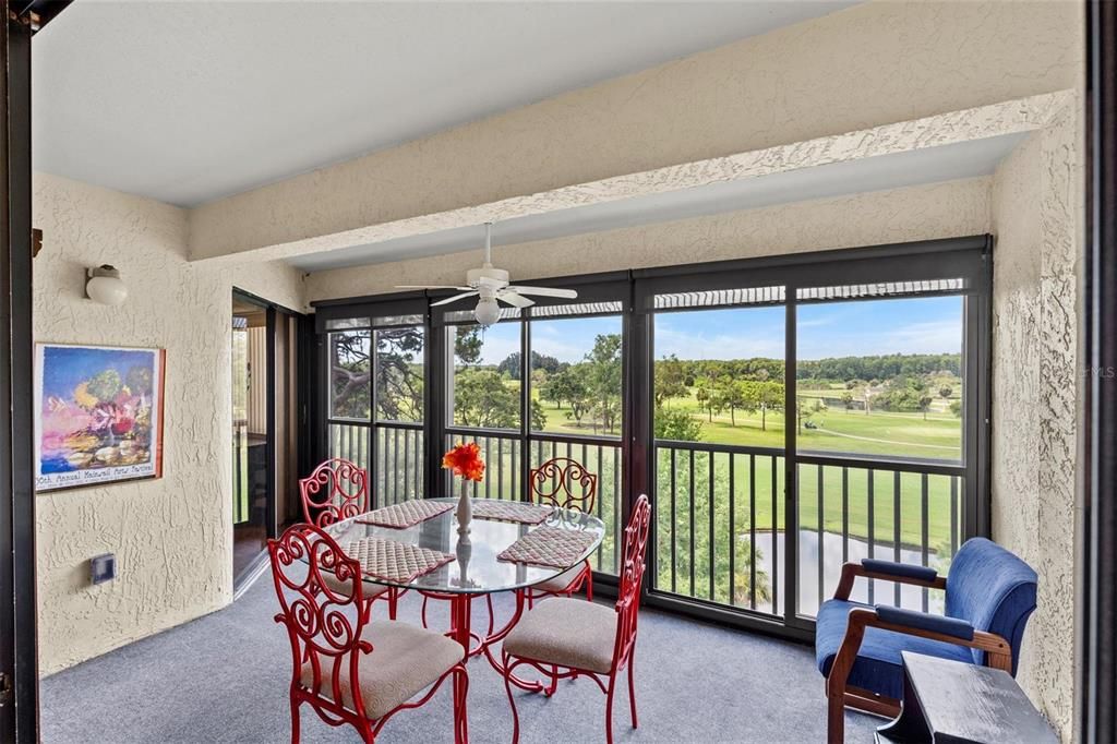 出租: $2,400 (2 贝兹, 2 浴室, 1125 平方英尺)