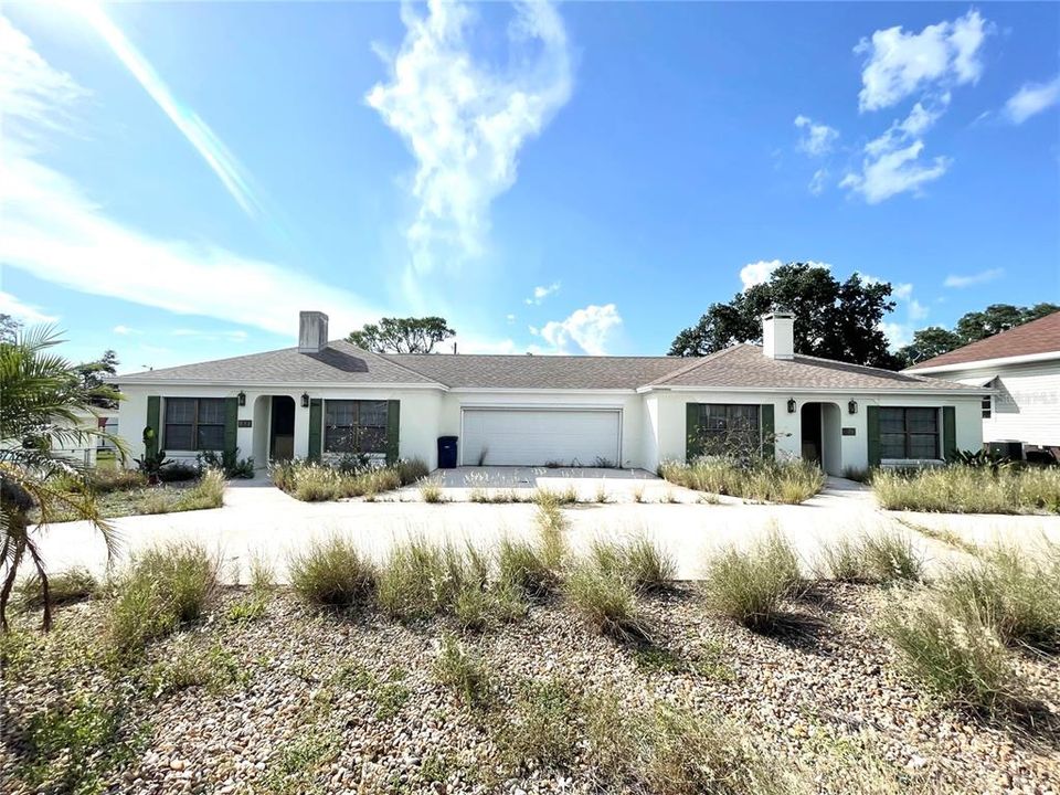 Recently Sold: $210,000 (4 beds, 4 baths, 2277 Square Feet)