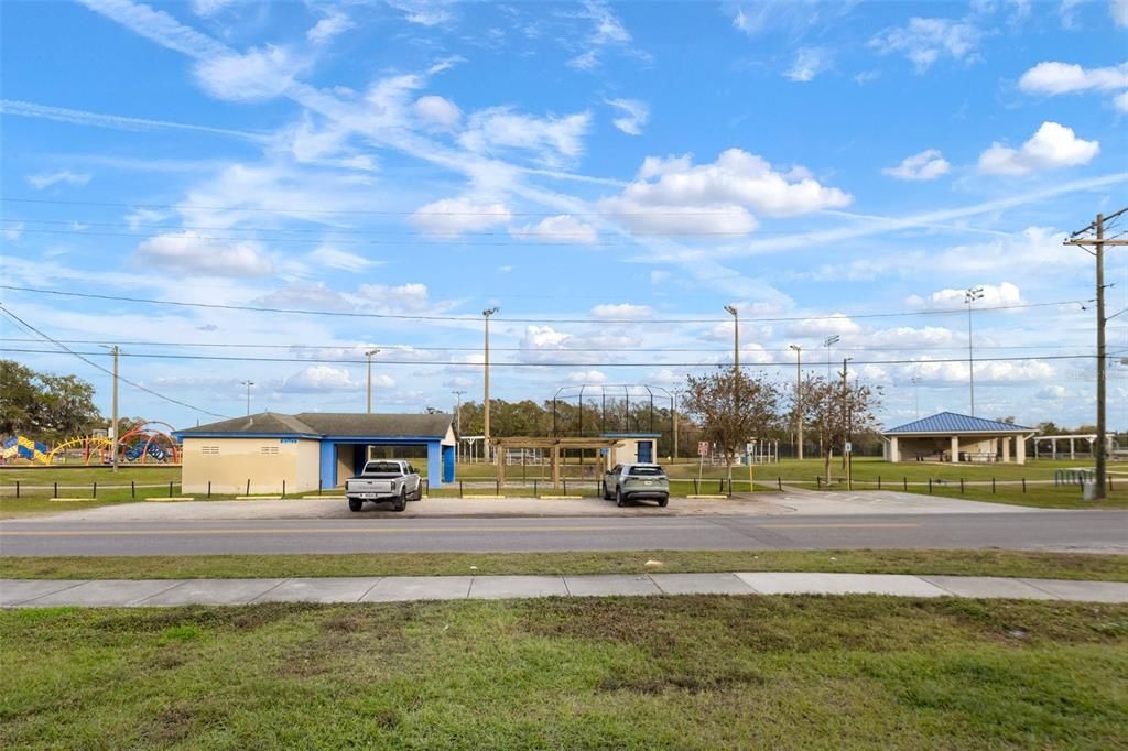 For Rent: $1,875 (3 beds, 2 baths, 1460 Square Feet)