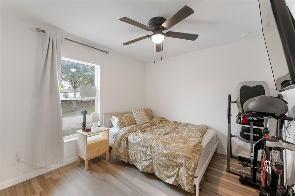 For Rent: $1,875 (3 beds, 2 baths, 1460 Square Feet)