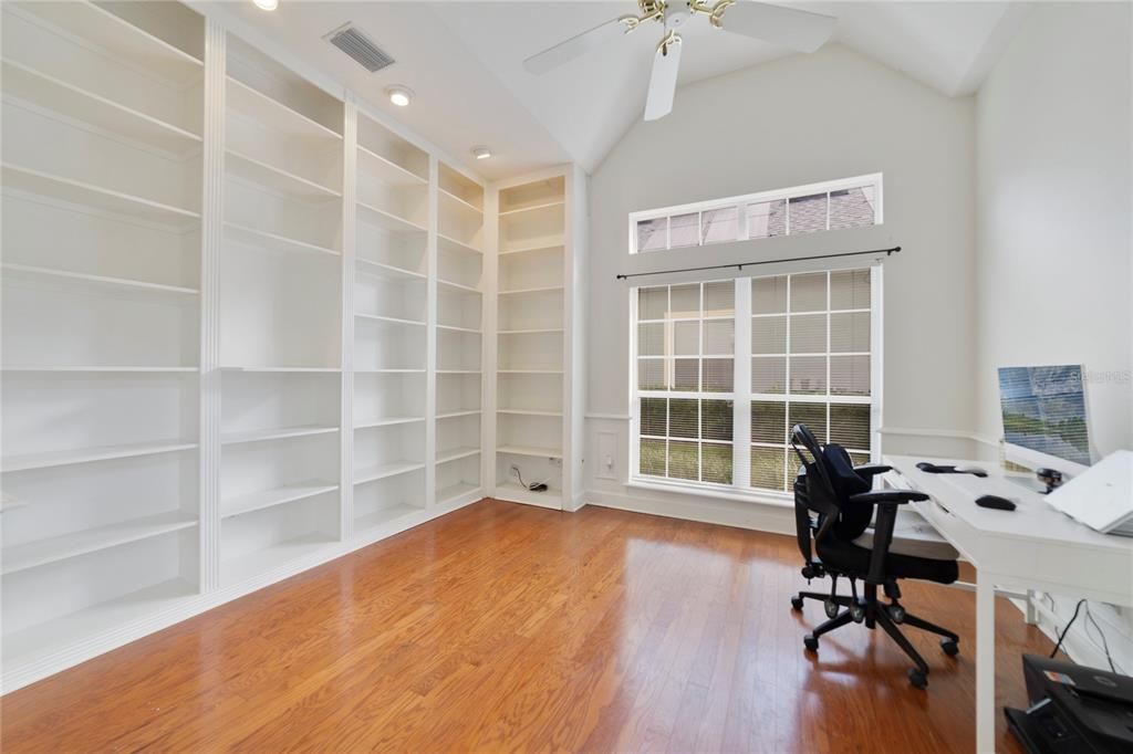 待售: $1,575,000 (5 贝兹, 3 浴室, 5573 平方英尺)