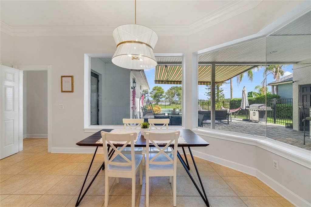 待售: $1,575,000 (5 贝兹, 3 浴室, 5573 平方英尺)