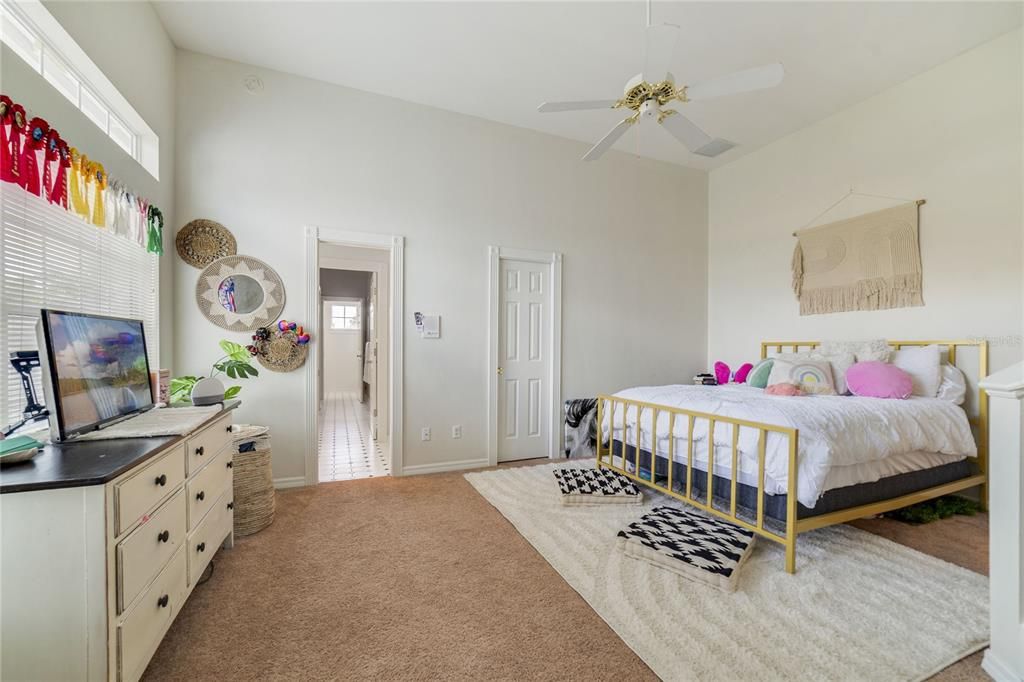 待售: $1,575,000 (5 贝兹, 3 浴室, 5573 平方英尺)