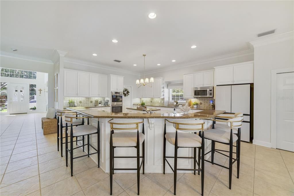 待售: $1,575,000 (5 贝兹, 3 浴室, 5573 平方英尺)