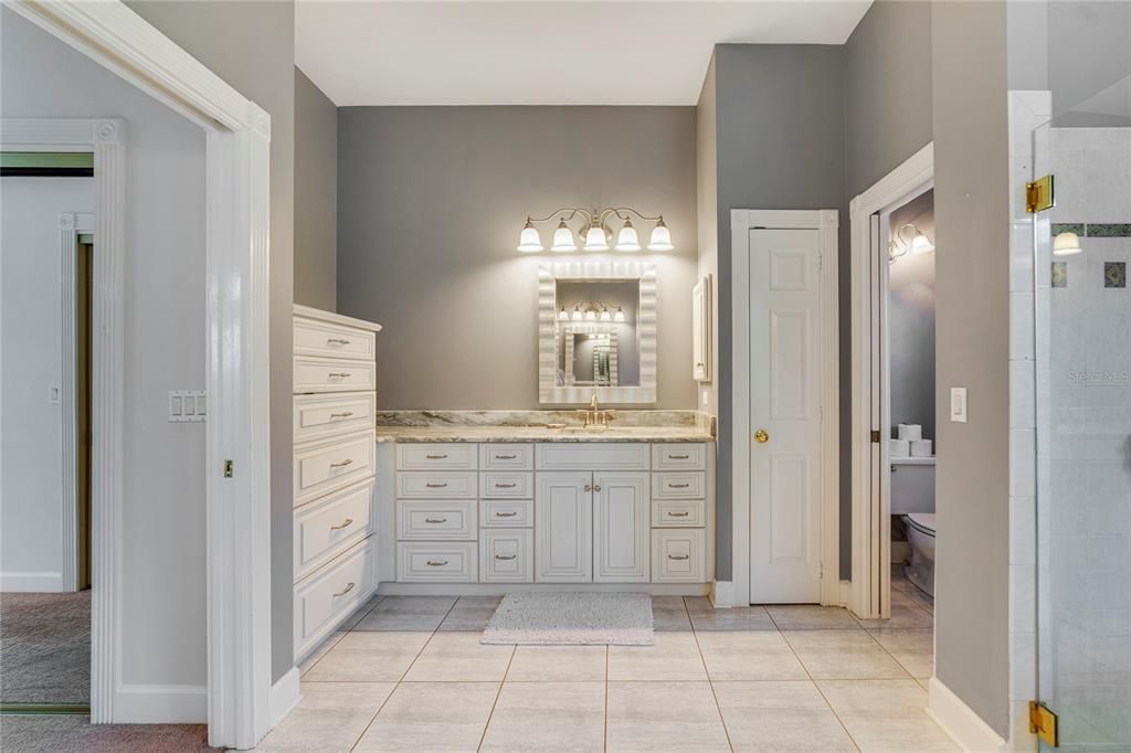 待售: $1,575,000 (5 贝兹, 3 浴室, 5573 平方英尺)