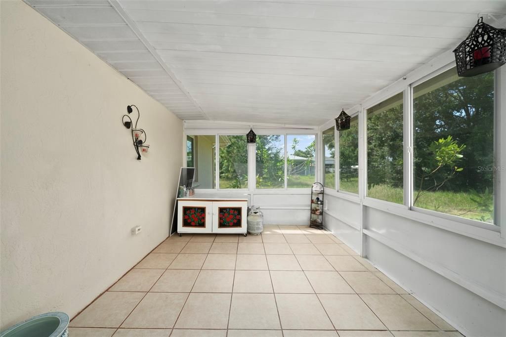 En Venta: $329,900 (3 camas, 2 baños, 1206 Pies cuadrados)