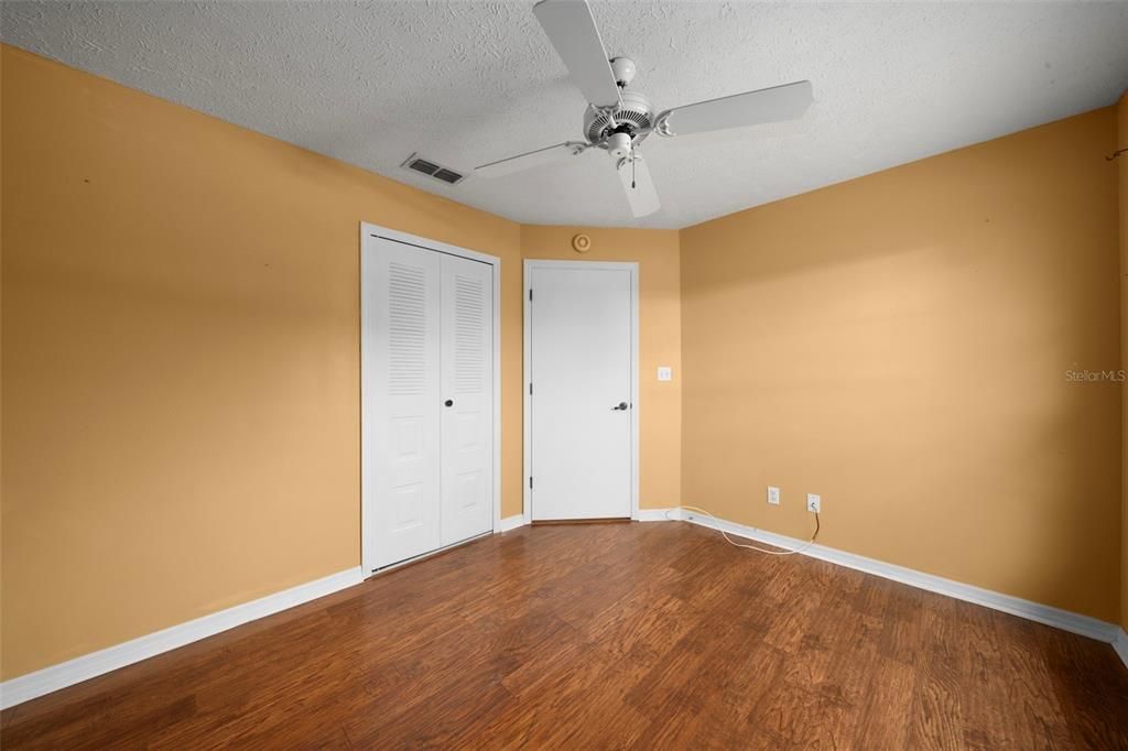 En Venta: $329,900 (3 camas, 2 baños, 1206 Pies cuadrados)