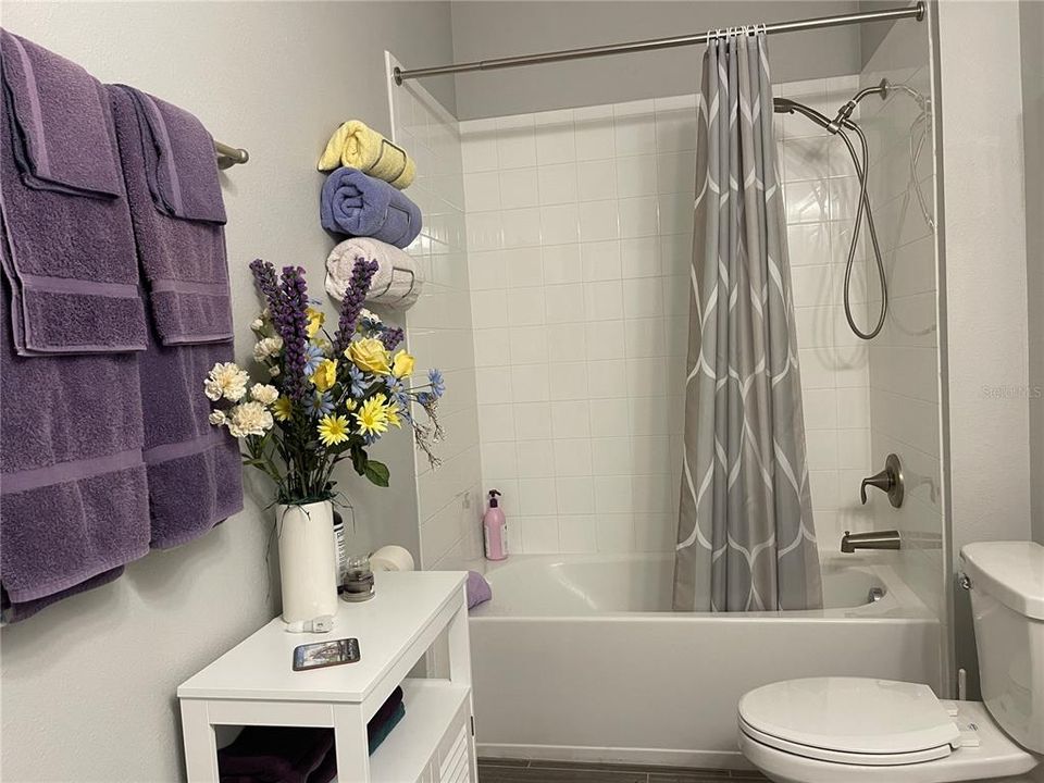 На продажу: $925,000 (5 спален, 3 ванн, 3711 Квадратных фут)