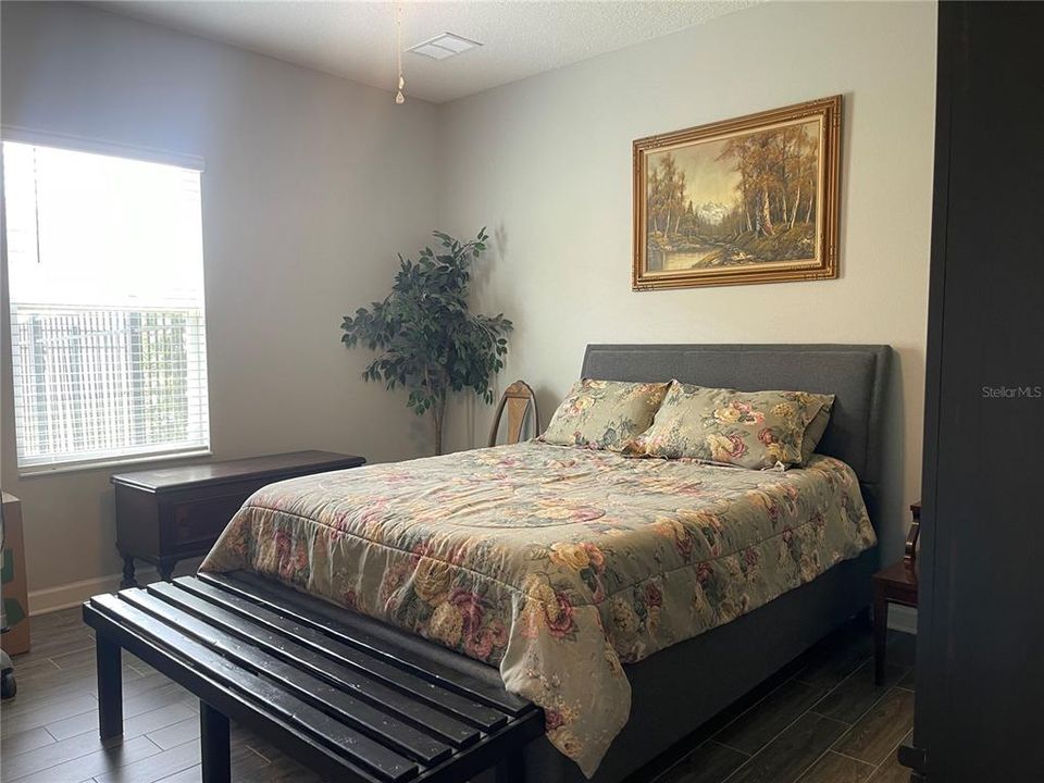 На продажу: $925,000 (5 спален, 3 ванн, 3711 Квадратных фут)