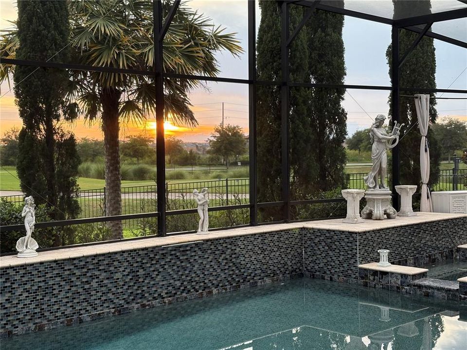 На продажу: $925,000 (5 спален, 3 ванн, 3711 Квадратных фут)