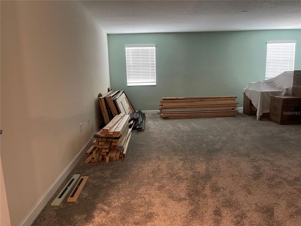 На продажу: $925,000 (5 спален, 3 ванн, 3711 Квадратных фут)