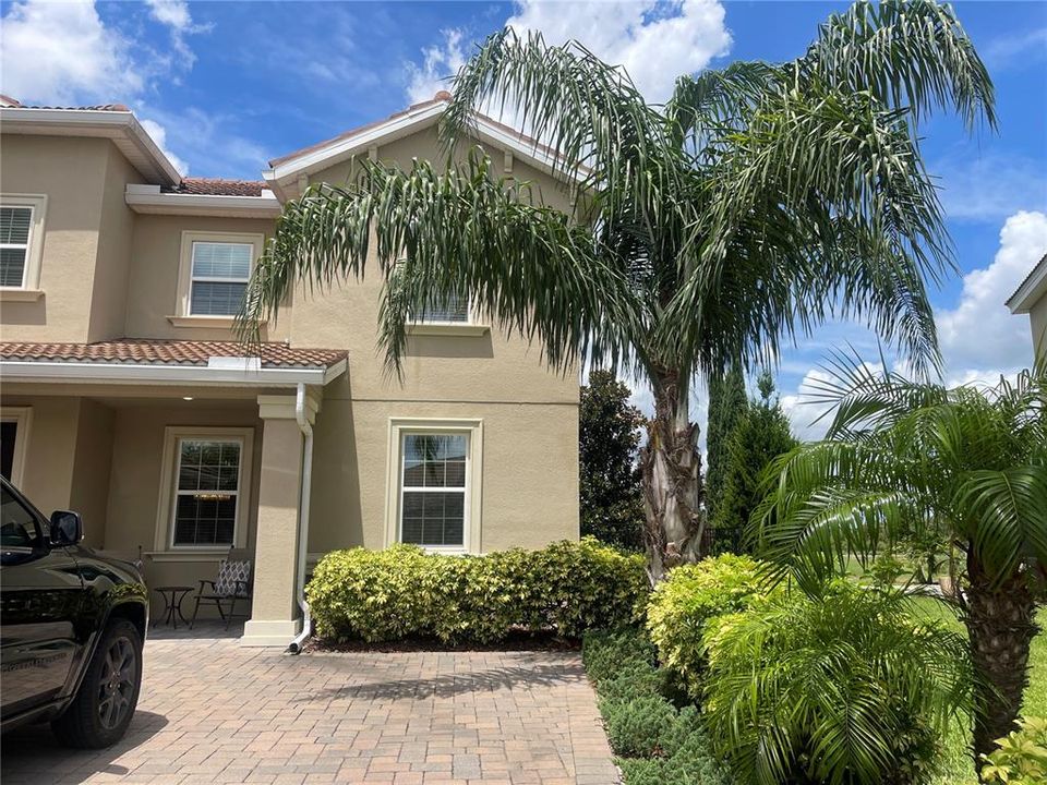 На продажу: $925,000 (5 спален, 3 ванн, 3711 Квадратных фут)