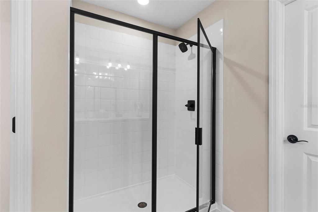 For Sale: $449,000 (4 beds, 3 baths, 2670 Square Feet)