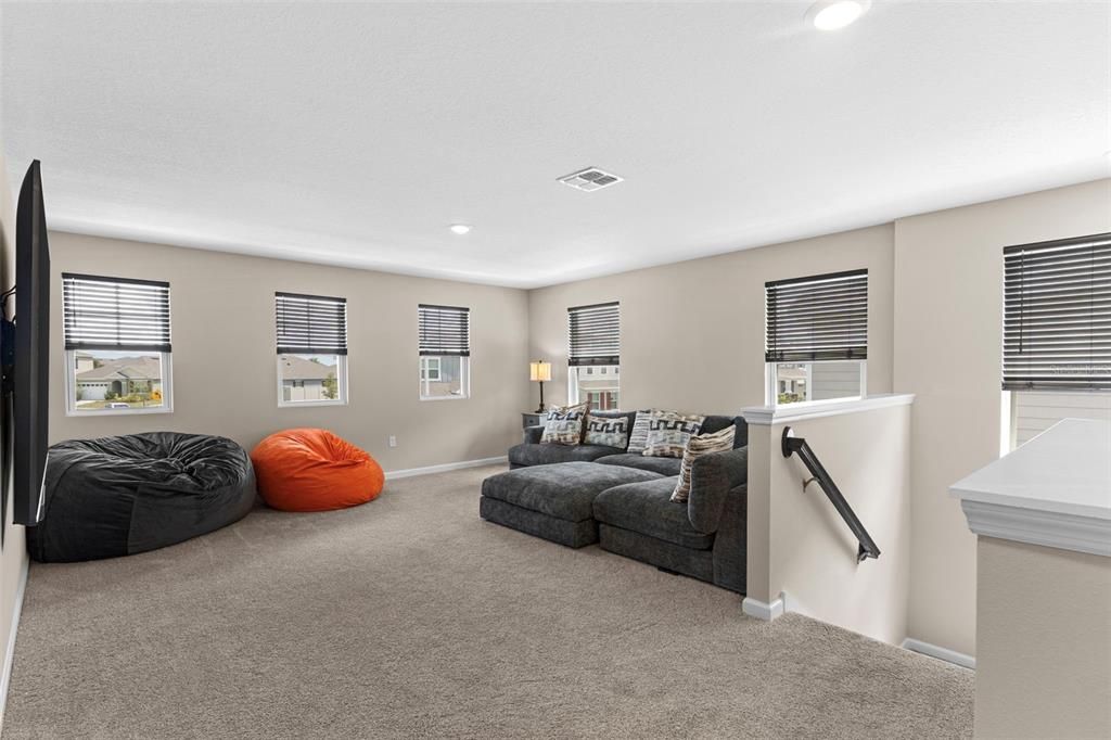 For Sale: $449,000 (4 beds, 3 baths, 2670 Square Feet)