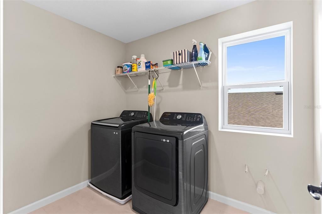 For Sale: $449,000 (4 beds, 3 baths, 2670 Square Feet)