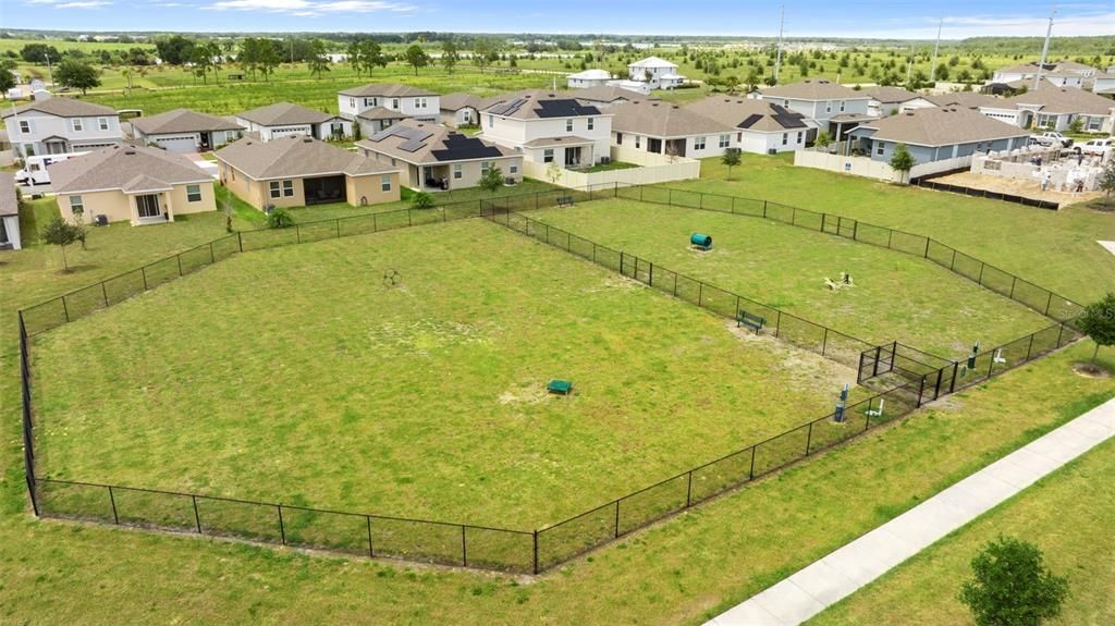 For Sale: $449,000 (4 beds, 3 baths, 2670 Square Feet)