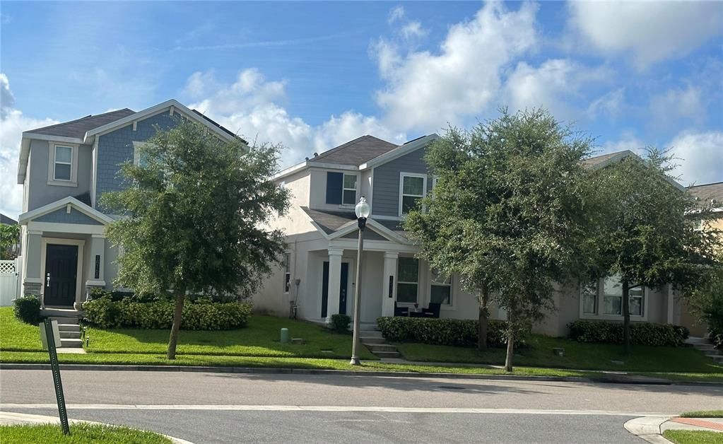 合同活跃: $2,900 (4 贝兹, 3 浴室, 1867 平方英尺)