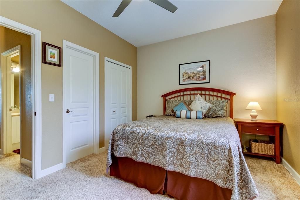 待售: $565,000 (3 贝兹, 3 浴室, 1834 平方英尺)