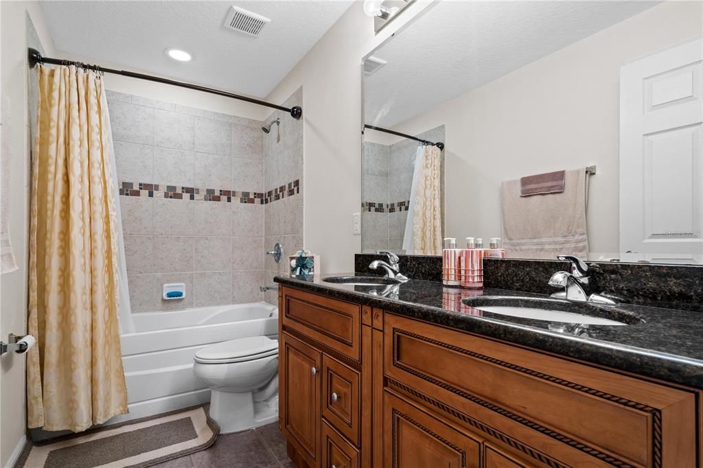 For Sale: $469,900 (4 beds, 2 baths, 2773 Square Feet)