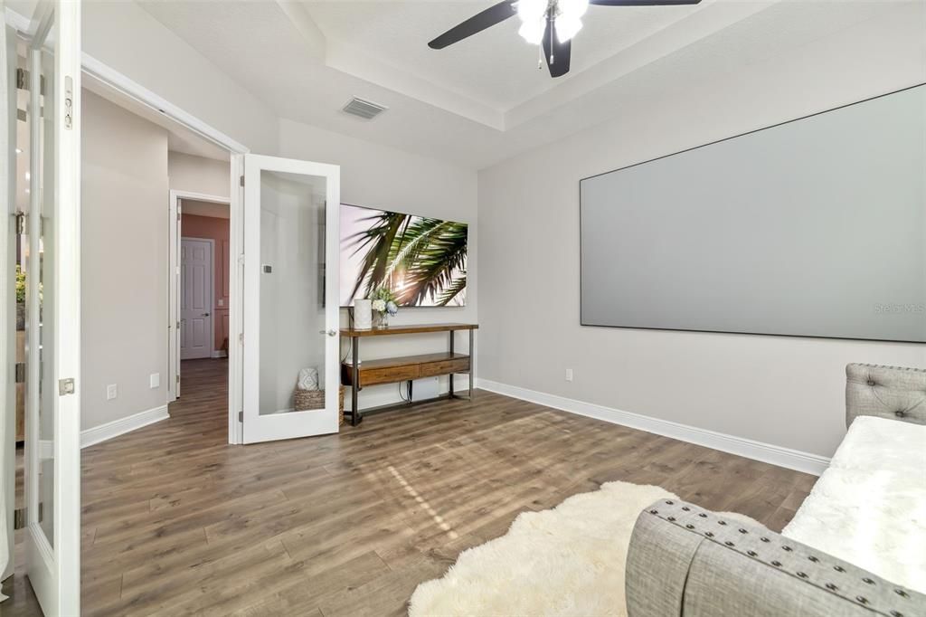 En Venta: $1,145,000 (3 camas, 3 baños, 3168 Pies cuadrados)