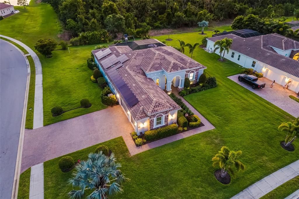 En Venta: $1,145,000 (3 camas, 3 baños, 3168 Pies cuadrados)