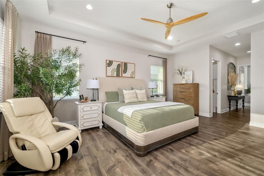 En Venta: $1,145,000 (3 camas, 3 baños, 3168 Pies cuadrados)