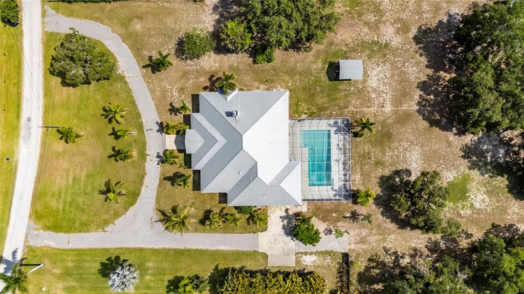 Activo con contrato: $1,350,000 (4 camas, 3 baños, 3152 Pies cuadrados)