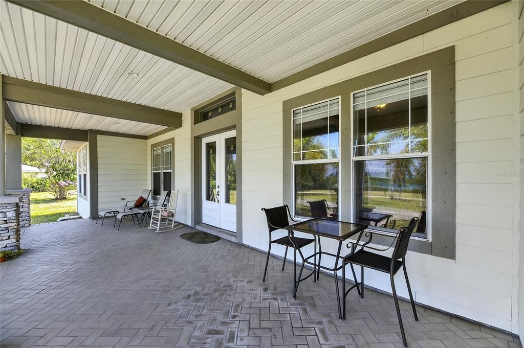 Activo con contrato: $1,350,000 (4 camas, 3 baños, 3152 Pies cuadrados)