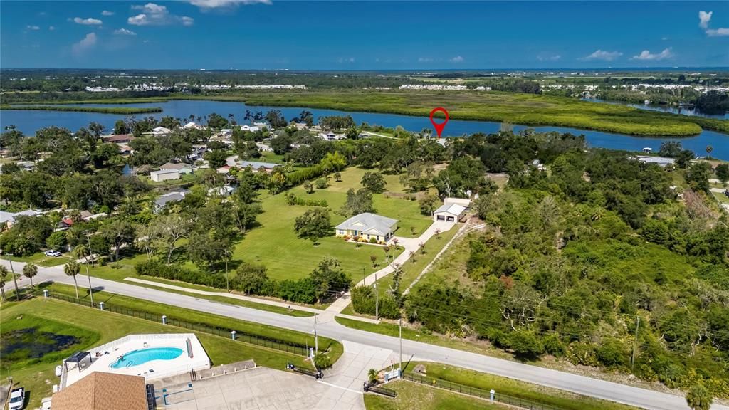 Activo con contrato: $1,350,000 (4 camas, 3 baños, 3152 Pies cuadrados)