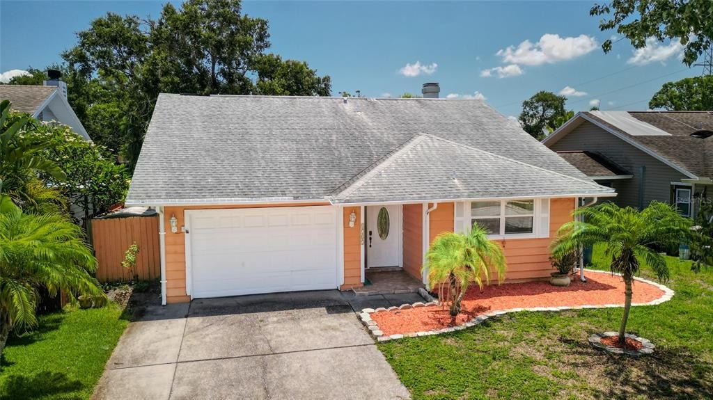 最近租的: $2,500 (3 贝兹, 2 浴室, 1193 平方英尺)